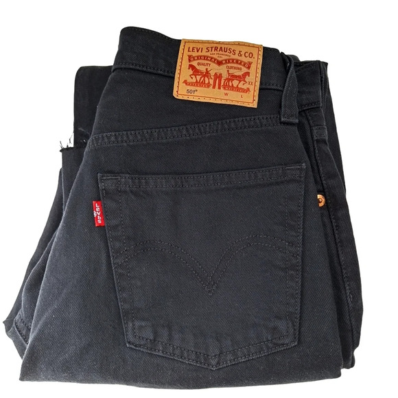 Levi's Black 501 Button Fly 26x30 Straight Leg Original Fit Frayed Raw Hem Jeans - Picture 7 of 15